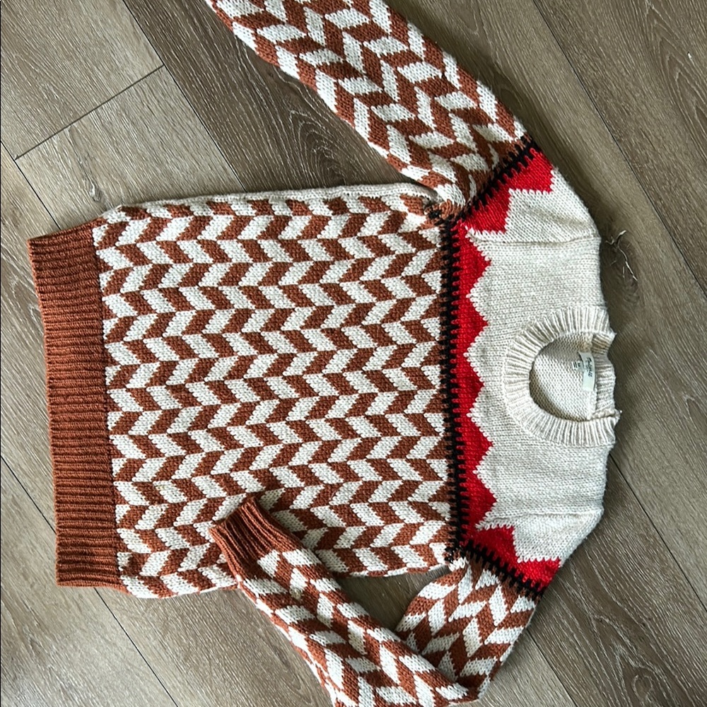 Chevron Patterned Brown and Cream Sweater